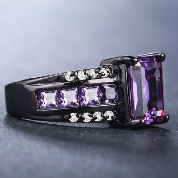 Black Gold Emerald Cut Amethyst Ring - Picture 3 of 4